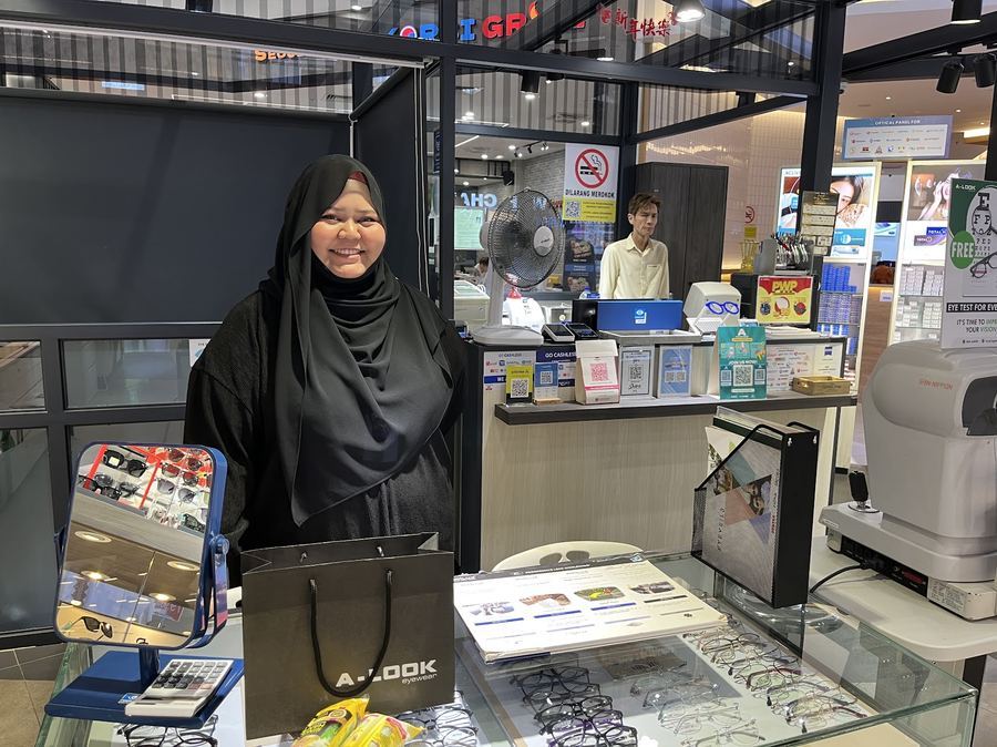 Photo of A-Look Eyewear Sdn. Bhd. @ Subang Parade — optical wholesaler in Subang Jaya, by Chew Tg · Google