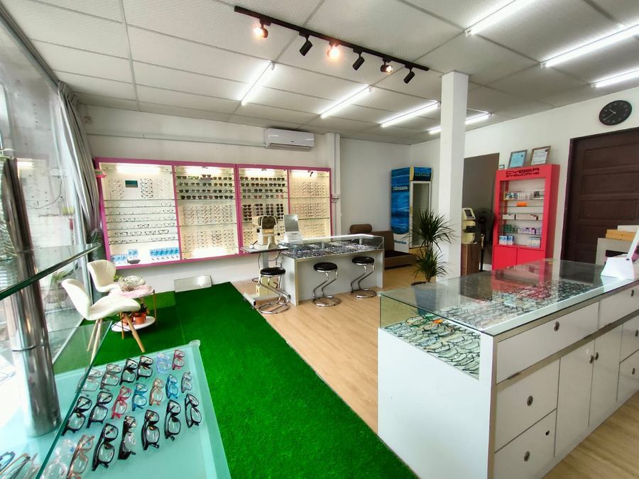 Photo of ALPHA Optical Kota Bharu — optical wholesaler in Kota Bharu, by Hani Azhana Wahab · Google