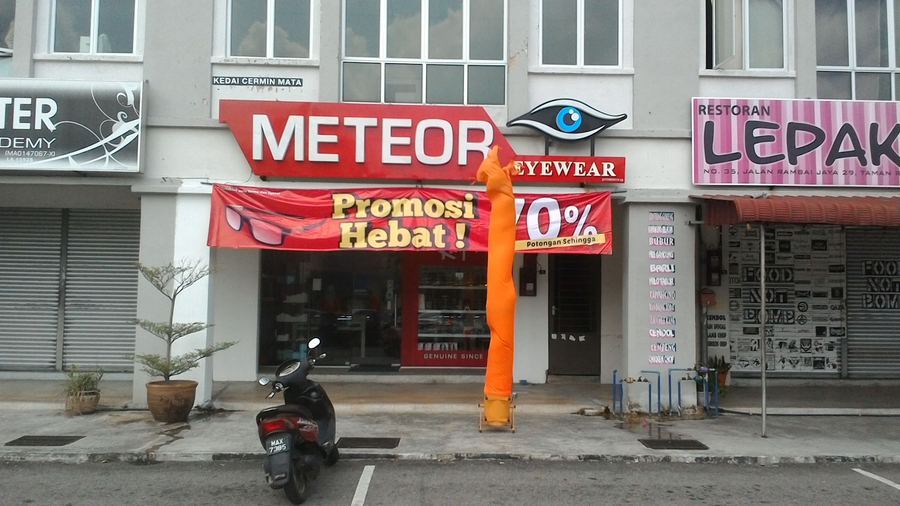 Photo of Meteor Eyewear — optical wholesaler in Melaka, by Elvenchoy Weeshin · Google