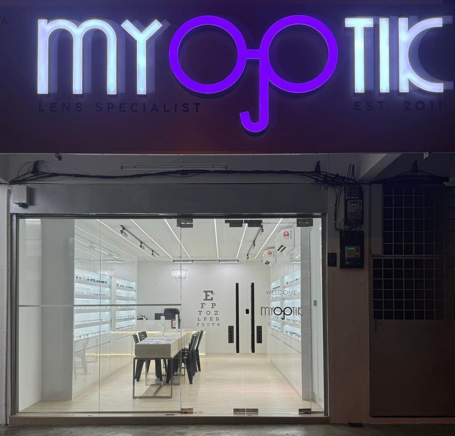 Photo of Myoptik 2011 — optical shop in Kuantan, by Myoptik 2011 · Google